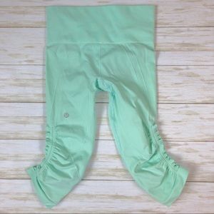 Lululemon In The Flow Crop